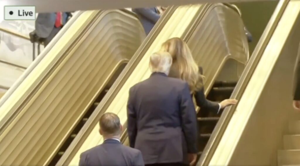 ‘Careful With the Stairs!’ Trump Gets Trolled on His Way Inside UN — 1 Year After Infamous Escalator Mishap